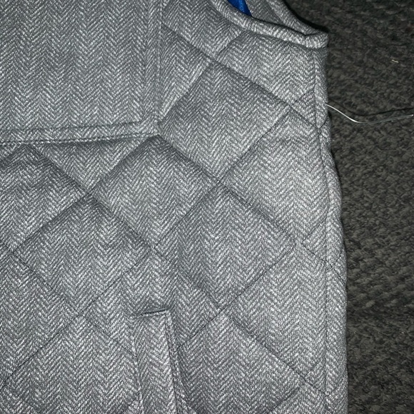OLD NAVY gray quilted vest YOUTH 14/16 XL, NWOT - Picture 3 of 5